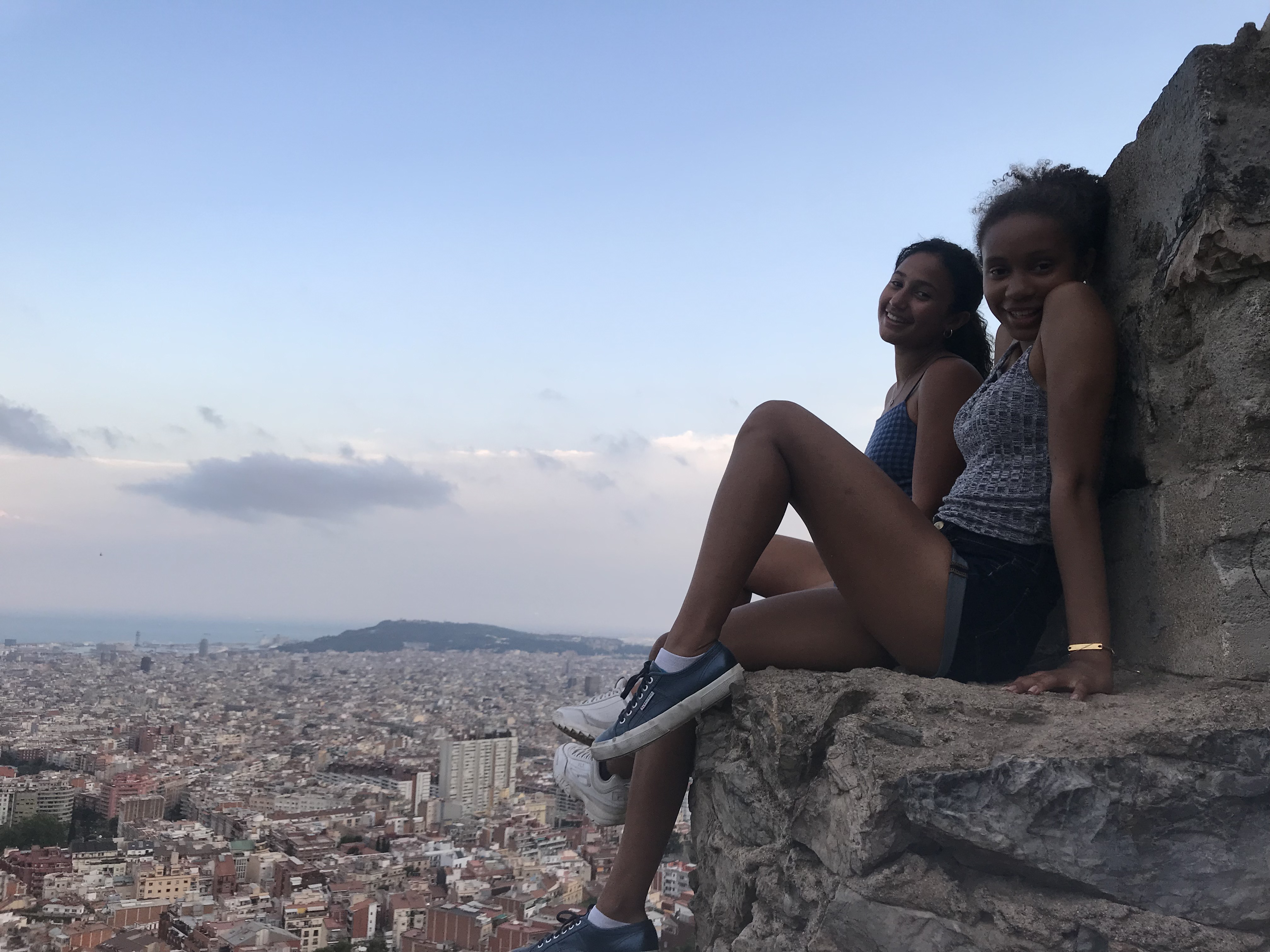 Mp 700 Nyla Gilstrap 2  Nyla And Cosi In Barcelona