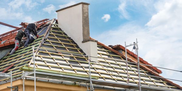 Signs of a Failing Roof: Time for Replacement?