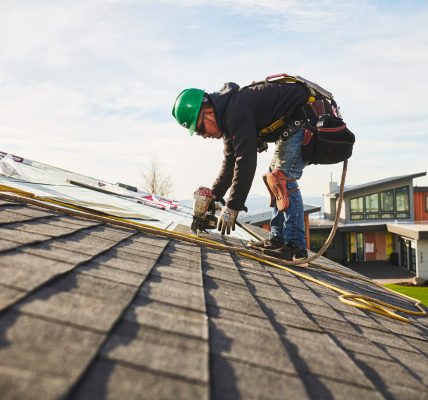 Top Tips for DIY Roof Installation Projects