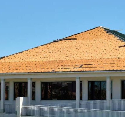 What Factors Affect Roof Replacement Costs in Grapevine?